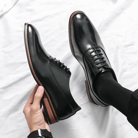 Luxury High Quality Men Shoes Fashion Casual Shoes Male Pointed Oxford Wedding Leather Dress Shoes Men Gentleman Office Shoes