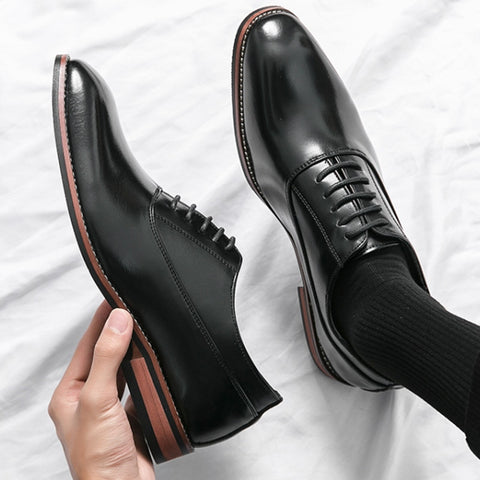 Luxury High Quality Men Shoes Fashion Casual Shoes Male Pointed Oxford Wedding Leather Dress Shoes Men Gentleman Office Shoes